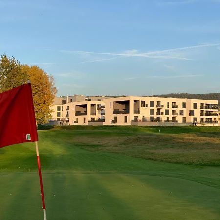 Greenbay Golf Apartments Trencin Bagian luar foto