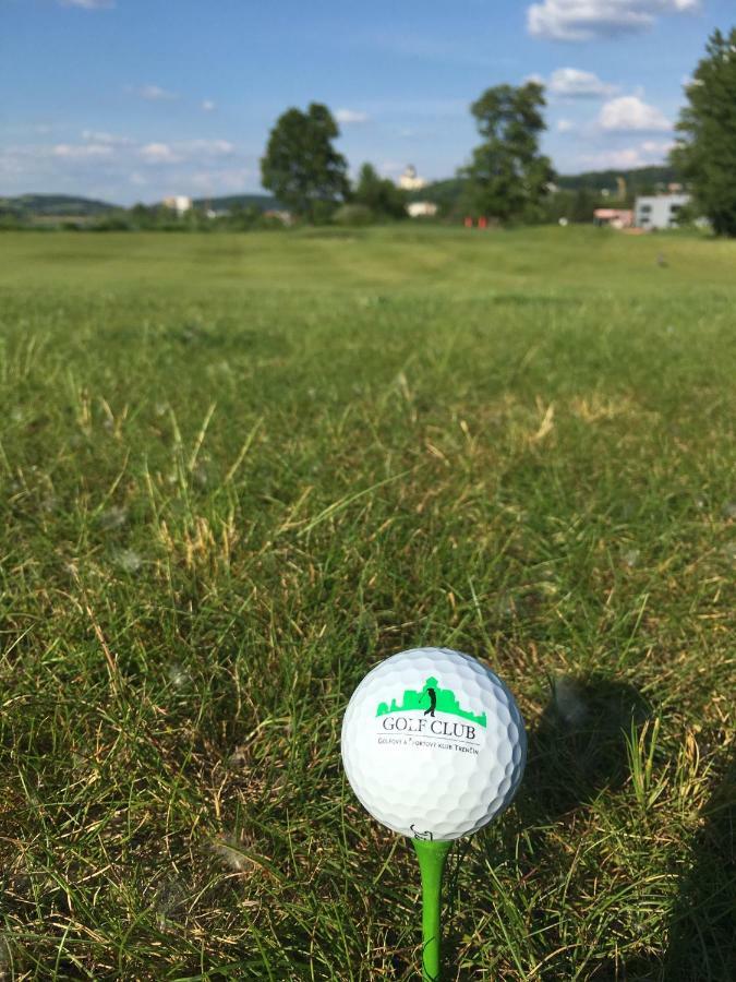 Greenbay Golf Apartments Trencin Bagian luar foto